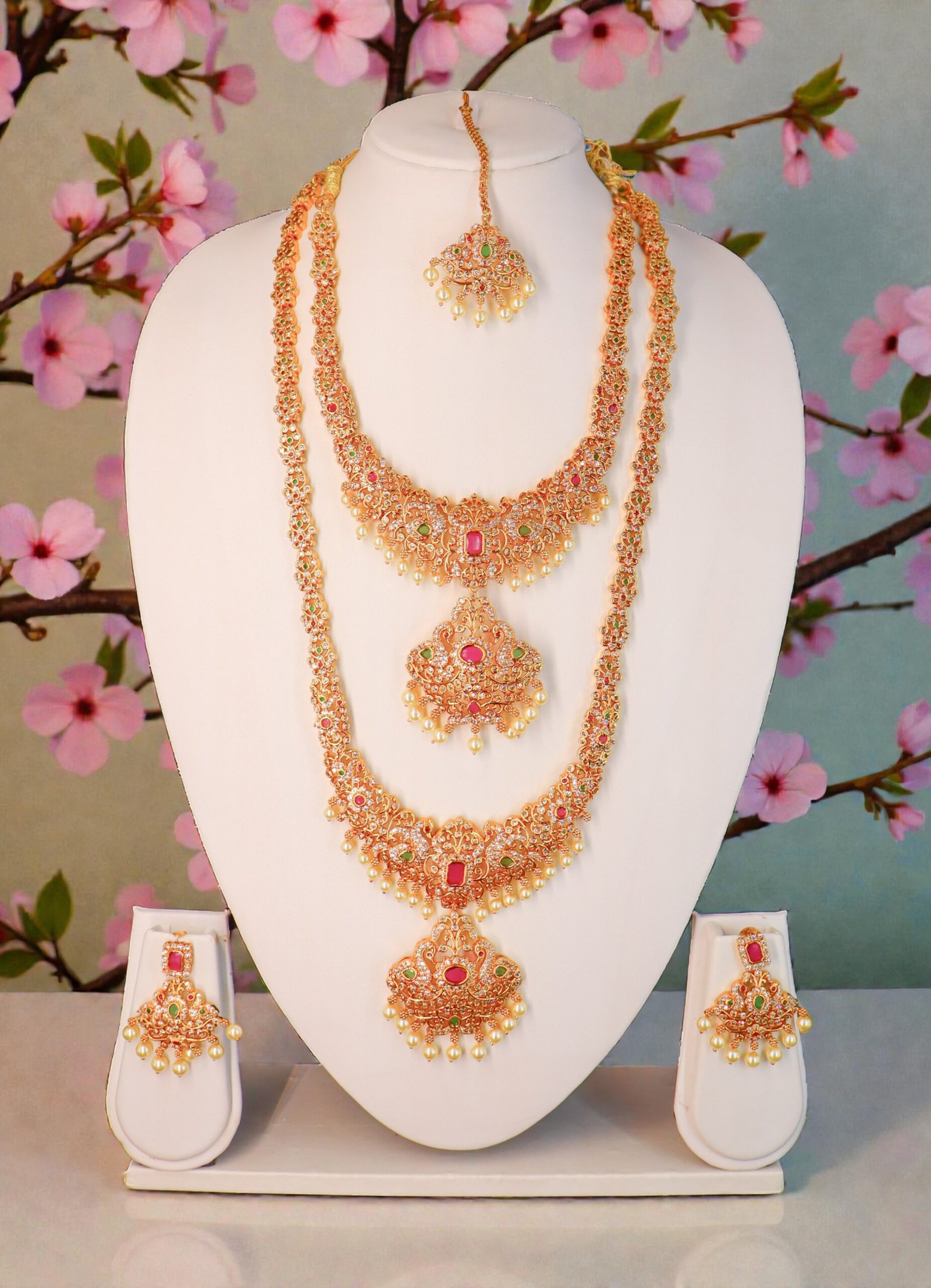 Exquisite Royal Temple-Style Gold Bridal Necklace Set (5-Piece Combo)